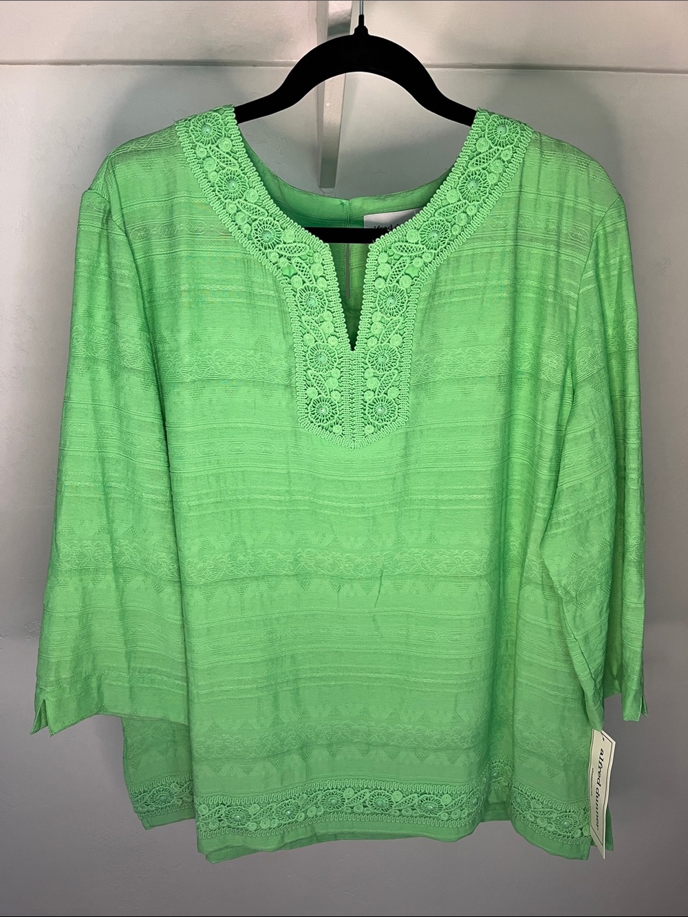 Alfred Dunner Bright Green Crochet-Trim Split-Neck Tunic